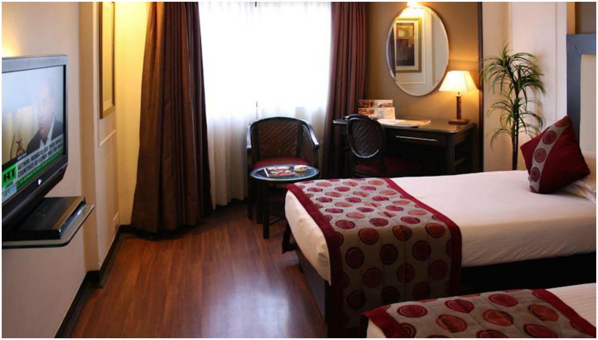 Ramee Guestline Hotel Juhu Bombaj Exteriér fotografie